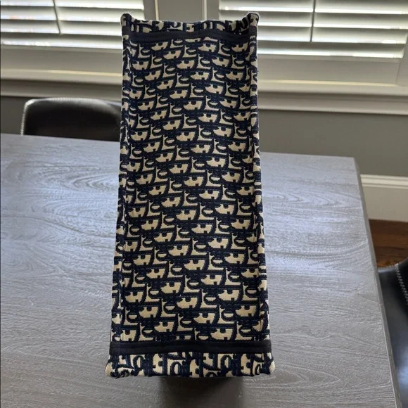 NWOT CD Book Tote, navy and cream, 13” H x 16” W x  6” D - Picture 5 of 6